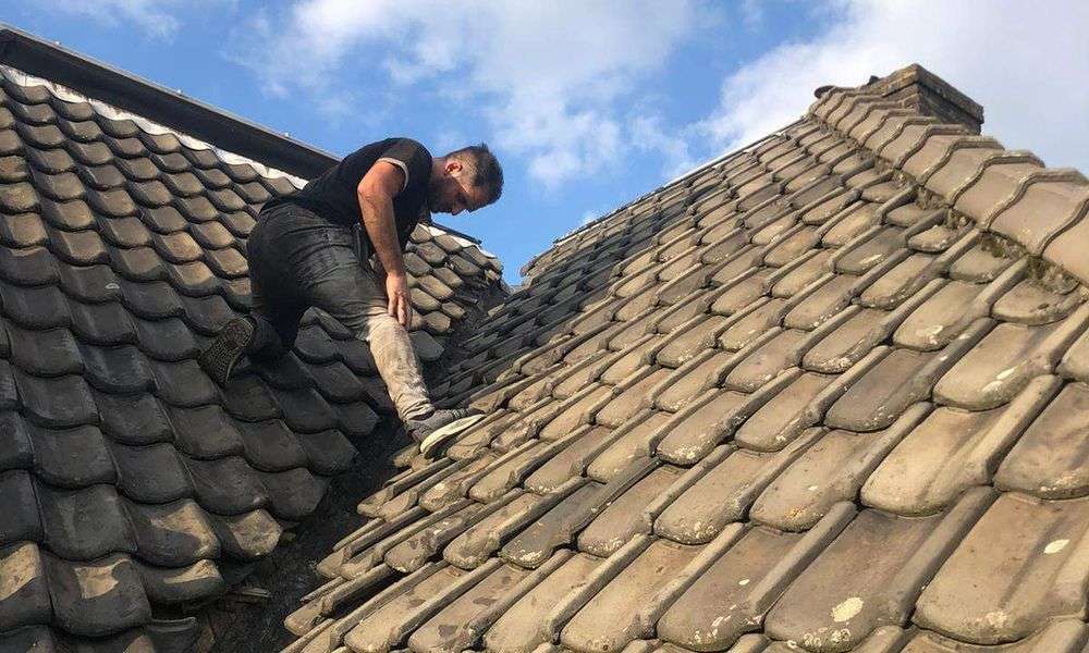 Daklekkage in Renkum herstellen